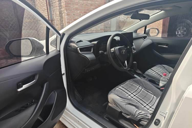 Used Toyota Levin 2024 Smart Electric Hybrid Dual-Engine 1.8L Leading Edition