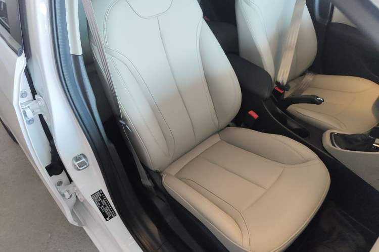 Used Buick GT 2021 Exemplar 1.5L Automatic Elite Version Right Front Seat