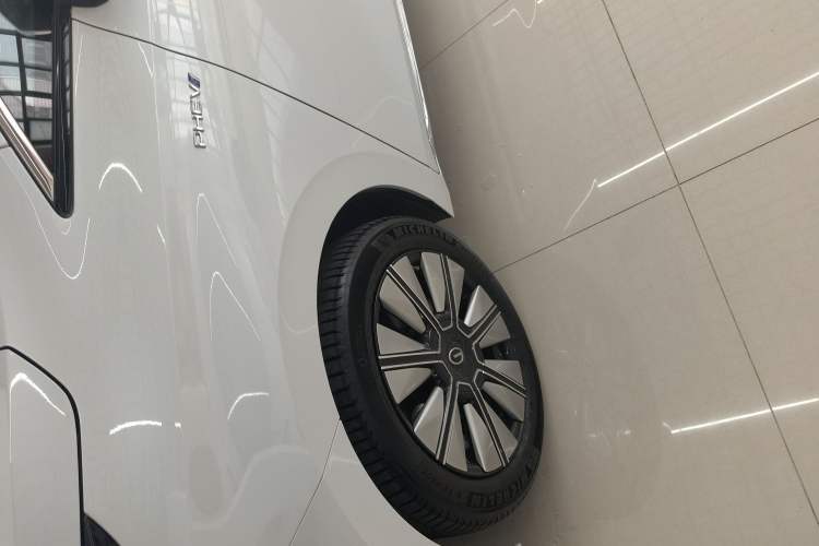 Used GAC Trumpchi E8 New Energy 2024 150km Dragon Roar Starry Night+