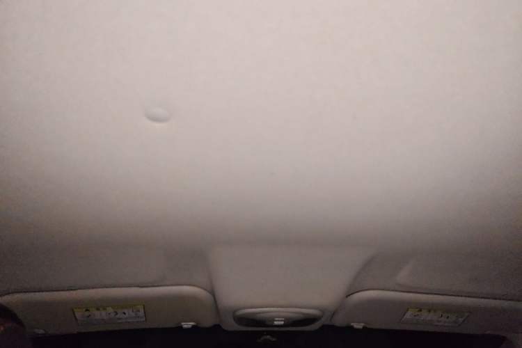 Used Cowin C3 2015 1.5L Manual Yellow Diamond Edition
