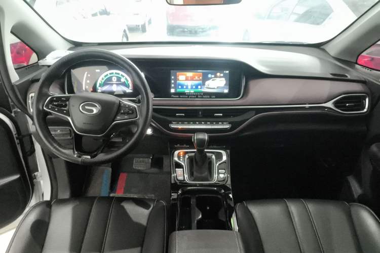 Used GAC Trumpchi M6 2023 PRO 270T DCT Luxury Edition Center Console