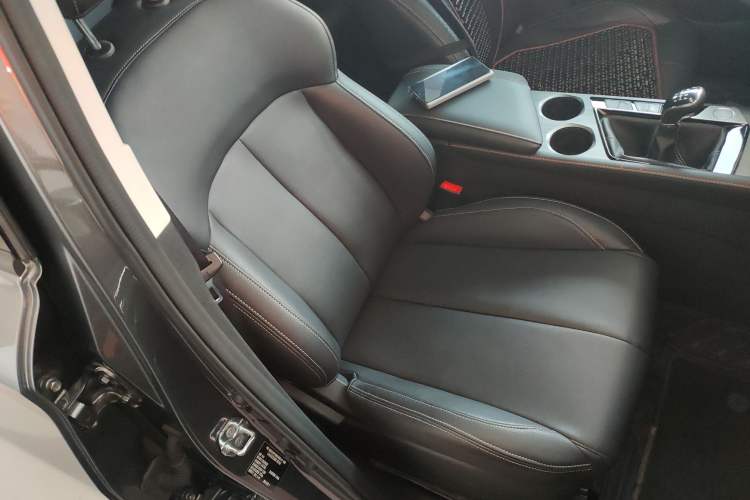 Used Oshan X7 PLUS 2022 1.5T Manual Luxury Version