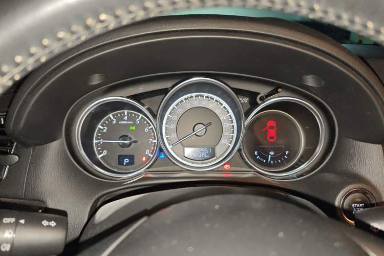 Used Mazda CX-5 2015 2.5L Automatic 4x4 Prestige Edition
