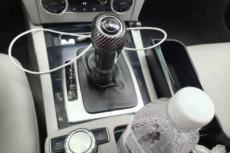 Used Mercedes-Benz C-Class 2010 C 180K Classic model