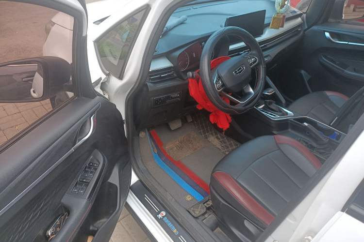 Used Geely Auto Vision X3 2021 PRO 1.5L CVT Deluxe Model