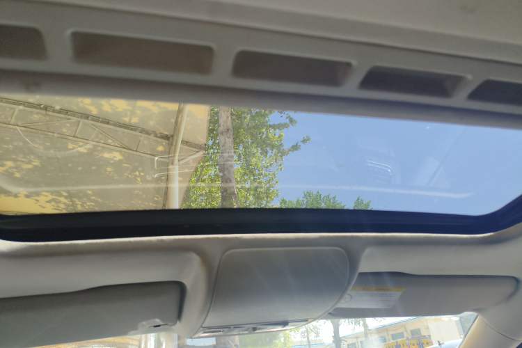 Used Volkswagen Polo 2016 1.6L Automatic Comfort Model