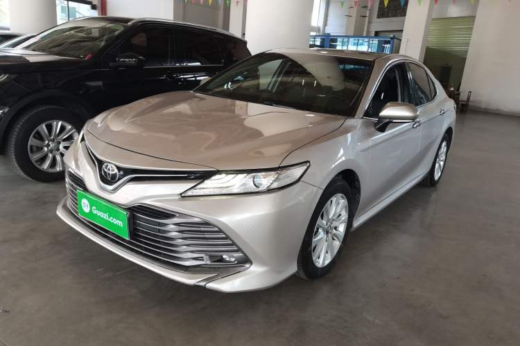 Used Toyota Camry 2019 Revised Version 2.0G Luxury Edition