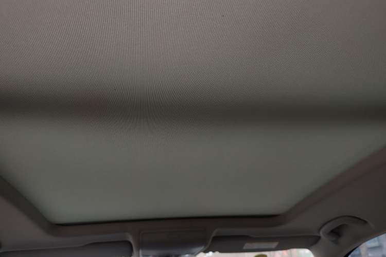 Used Volkswagen Tiguan L 2024 300TSI Automatic Two-Wheel Drive Smart Edition
