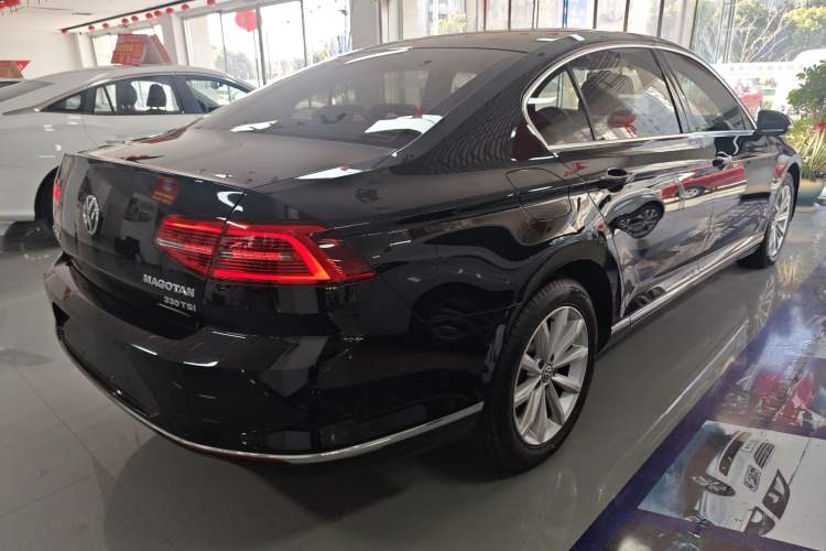 Used Volkswagen Magotan 2018 330TSI DSG Advanced Model