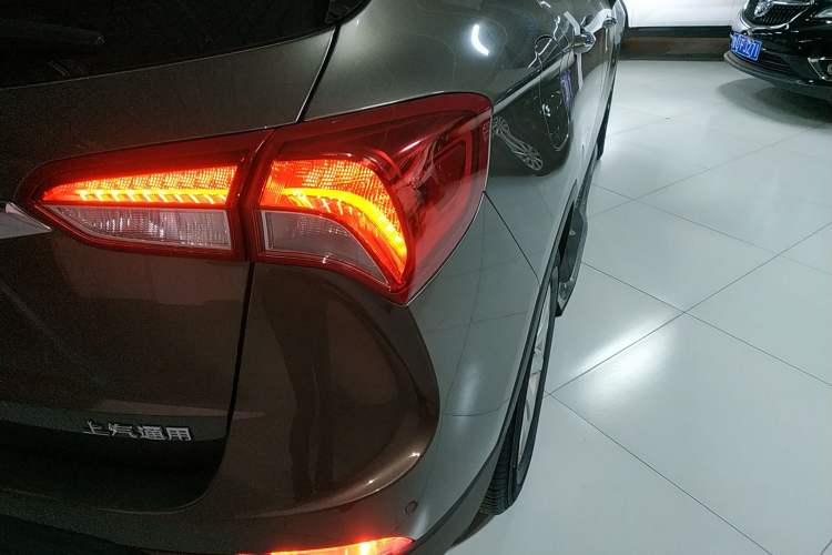 Used Buick Envision 2019 20T Two-Wheel Drive Luxury Version China VI Standard