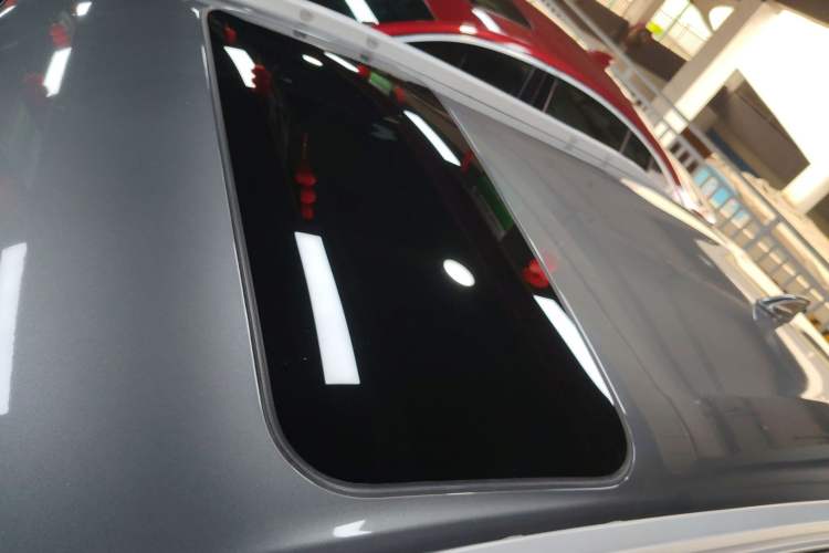 Used Nissan Kicks 2023 Jingqing Edition 1.5L Unleash Pure "Jing" – The Luxurious Version Roof