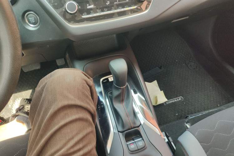 Used Toyota Corolla 2021 1.2T S-CVT Elite PLUS Edition Gear Lever