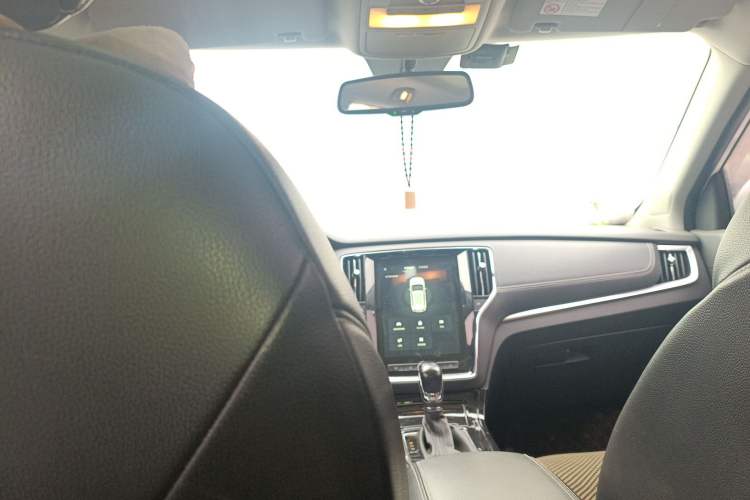 Used Roewe RX5 2016 30T Two-Wheel Drive Automatic Internet Smart Edition