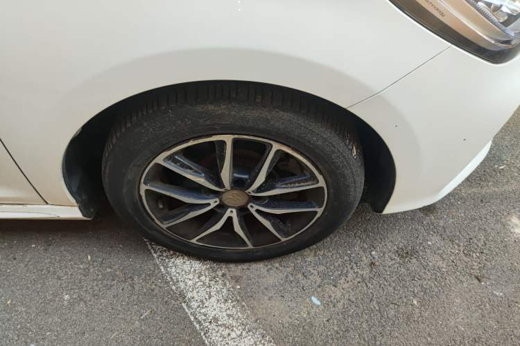 Used BYD Song MAX 2017 1.5T Automatic Smart Connect Elite 7-Seater
