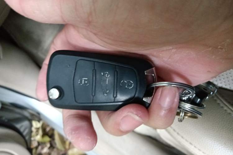 Used Great Wall C30 2013 1.5L Manual Luxury Model Vehicle Key