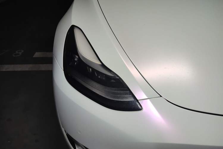 Used Tesla Model Y 2021 Standard Range Rear-Wheel Drive Version Right Front Headlight