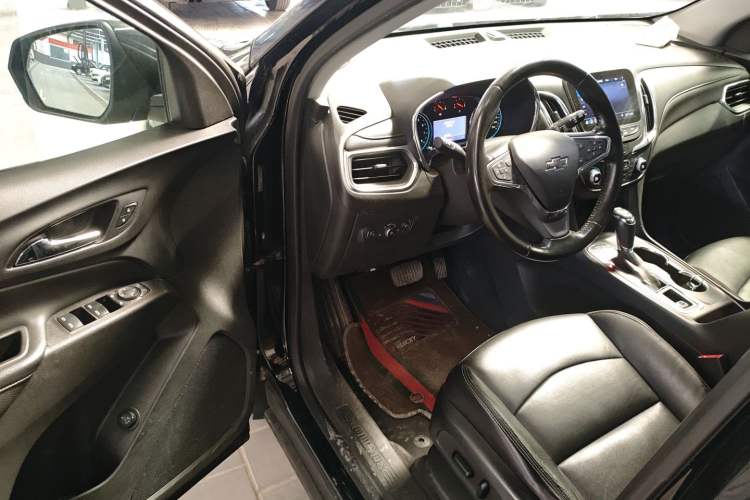 Used Chevrolet Equinox 2019 535T Automatic YuJie Edition China V Standard