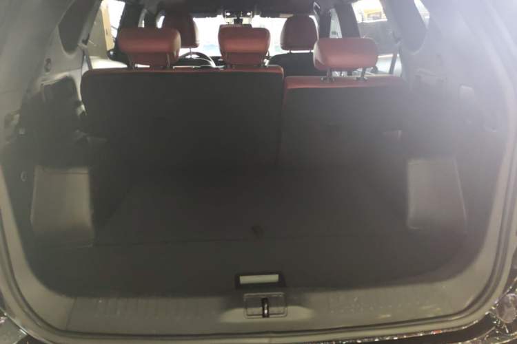 Used JETOUR X70 PLUS 2023 1.5T DCT Brave PLUS 5-Seater