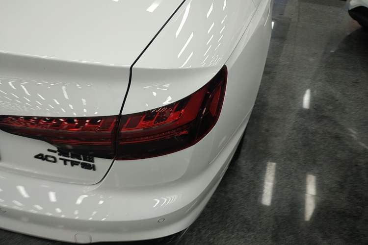 Used Audi A4L 2023 40 TFSI Luxury Dynamic Model Exterior 3