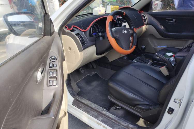 Used Hyundai Celesta 2011 1.6L Manual Luxury Model
