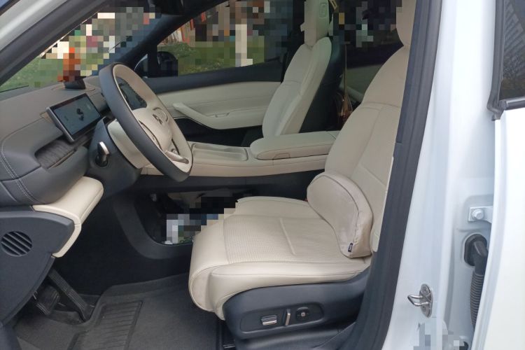 Used Nio ES6 2023 75 kWh Left Front Seat