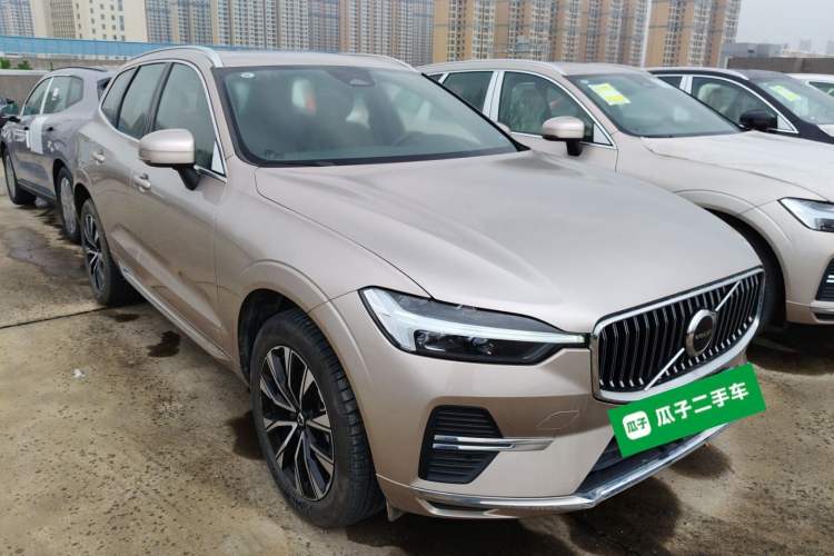 Used Volvo XC60 2025 B5 Four-Wheel Drive Smart & Advanced Luxury Edition Exterior 1