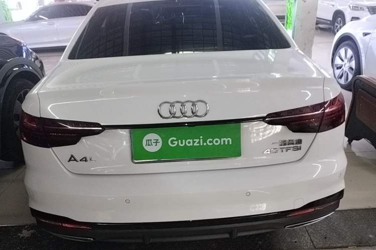 Used Audi A4L 2022 40 TFSI Luxury Dynamic Model
