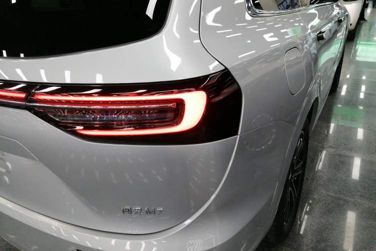 Used Hima AITO M7 2024 1.5T Intelligent Drive 4WD Ultra Version 5 Seats
