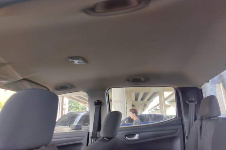 Used Isuzu JLM 2018 2.8T Classic Edition Two-Wheel Drive Luxury Version JE493ZLQ5F Headliner