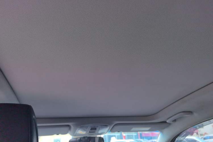 Used Hyundai Tucson 2015 1.6T Dual-Clutch Two-Wheel-Drive Smart Model Headliner