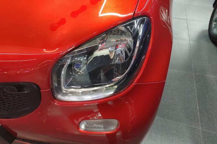 Used smart forfour 2016 1.0L 52 kW Passion Edition