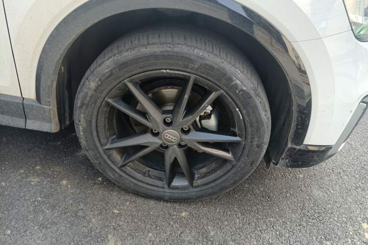 Used Audi Q2L 2021 35 TFSI Progressive Dynamic Edition