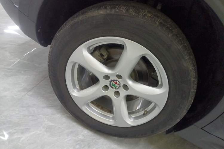 Used Alfa Romeo Stelvio 2017 2.0T 200HP Elite Edition