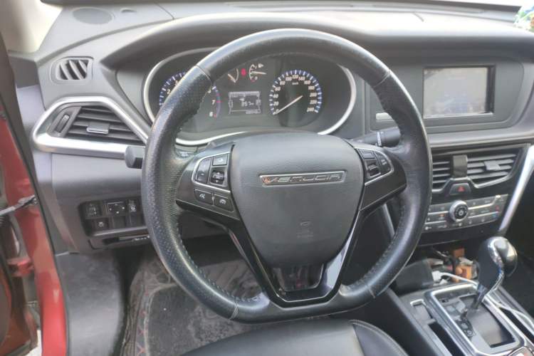 Used Venucia T90 2017 2.0L CVT Smart Edition
