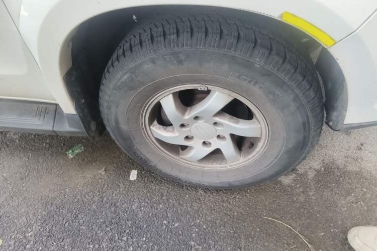 Used JMC Yuhu 5 2018 2.4T Classic Edition Diesel Manual 4x4 Luxury Long-Wheelbase JX4D24A5L
