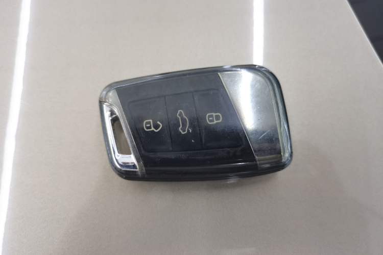 Used Volkswagen Passat 2019 330TSI Luxury Edition China VI Standard