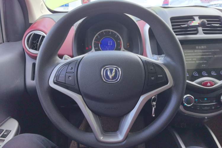 Used CHANGAN Benni 2014 1.4L IMT Luxury Model with Sunroof
