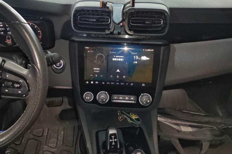 Used Lynk & Co 03 2022 2.0TD DCT JingPro Audio And AC Panel