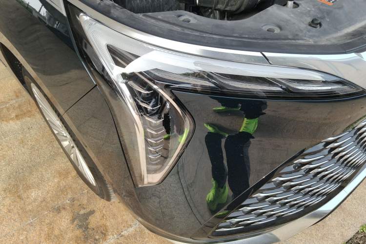 Used Buick Century 2023 2.0T Four-Seat Private Edition Right Front Headlight