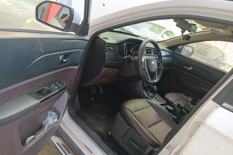 Used Lifan Auto Myway 2017 1.8L Automatic Luxury Model Driver Seat