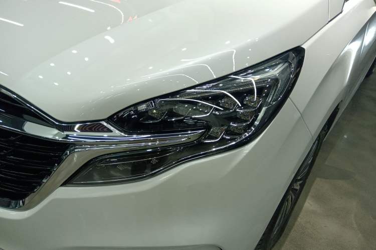 Used Buick GL8 2022 ES Landtrek 653T Flagship Model
