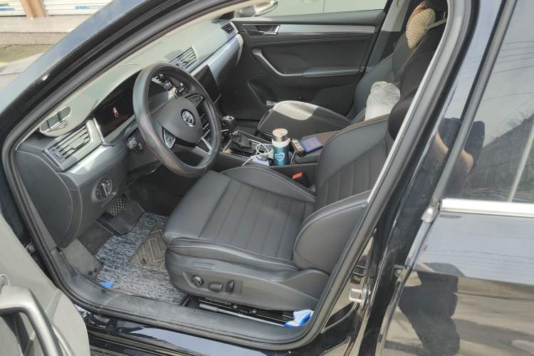 Used Skoda Superb 2023 Facelifted TSI280 DSG Luxury Edition Left Front Seat