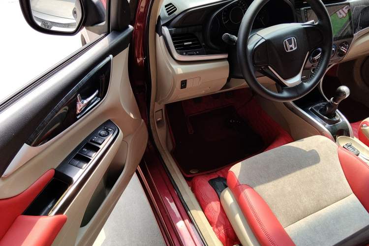 Used Honda Crider 2013 1.8L manual Comfort version Driver Seat