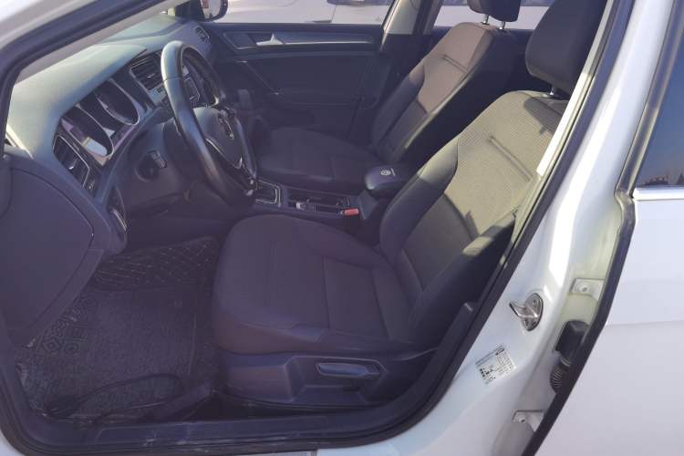 Used Volkswagen Golf 2017 230TSI Automatic Comfort Edition – Celebrating Milestone of One Million Units