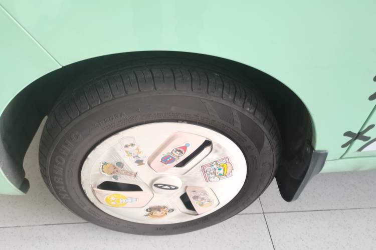 Used Chery QQ Ice Cream 2022 170km Sundae Phosphate Lithium-Ion
