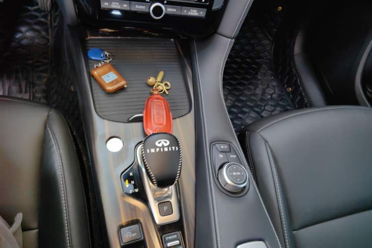 Used Infiniti QX50 2020 Revised Version 2.0T Two-Wheel Drive Fashion Edition
