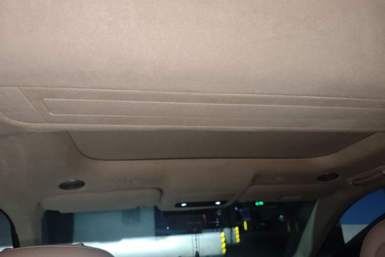 Used Hima AITO M9 2025 Extended-Range Ultra Version 52 kWh 6-Seater
