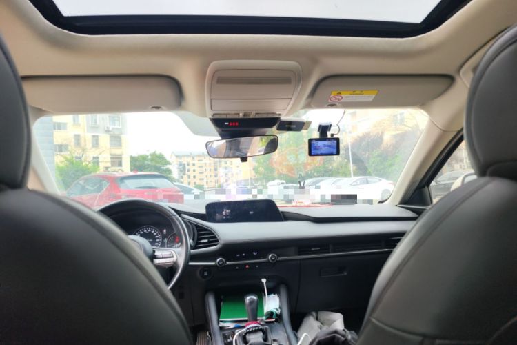 Used Mazda 3 Axela 2020 1.5L Automatic Luxury Version