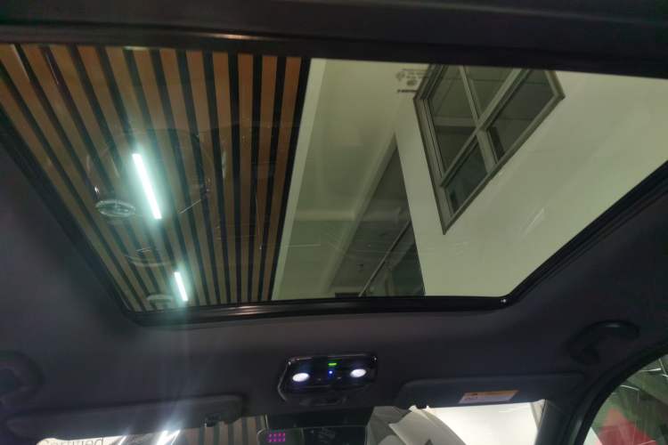 Used Nio ES8 2020 415 km Range 6-Seater Version
