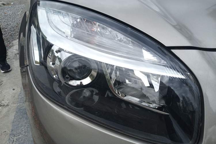 Used Renault Koleos 2013 2.5L Two-Wheel Drive Comfort Edition with Navigation
